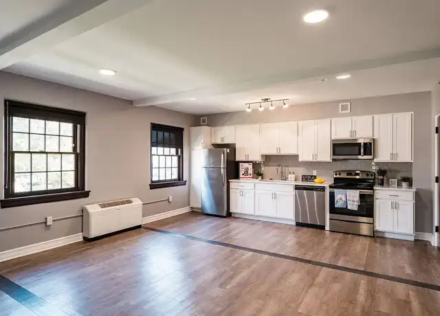 Property at The Ingleside Apartments - 70 Harvard Pl, Buffalo, NY, 14209, 1 bed, 1 bath, [object Object]