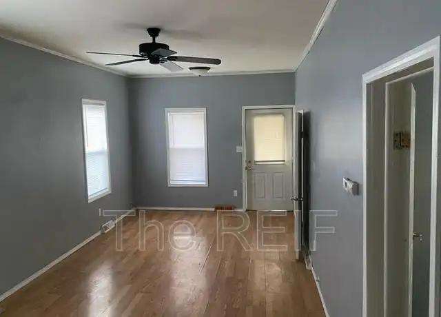 Property at 813 S Mason St, Saginaw, MI, 48602, 2 beds, 1 bath, [object Object]