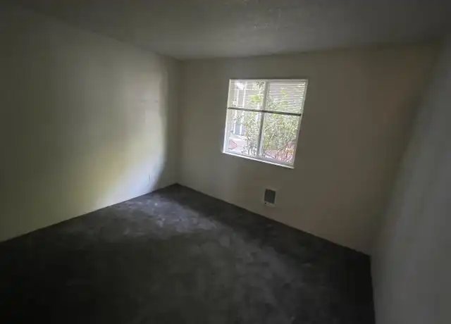 Property at 13060 SE Rusk Rd Unit 12, Milwaukie, OR, 97222, 2 beds, 1 bath, [object Object]