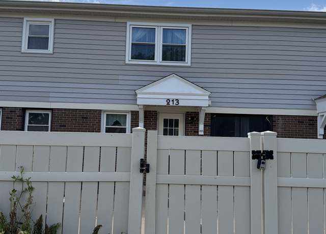 Photo of 213 Frederick Pl, Wood Dale, IL 60191