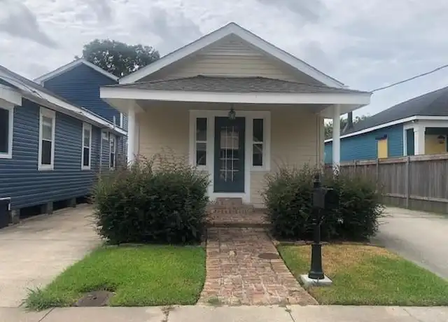 Property at 916 9th St, Gretna, LA, 70053, 3 beds, 1 bath, [object Object]