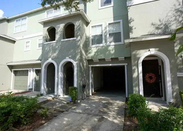 Property at 536 Vincinda Crest Way, Tampa, FL, 33619, 2 beds, 2.5 baths, [object Object]