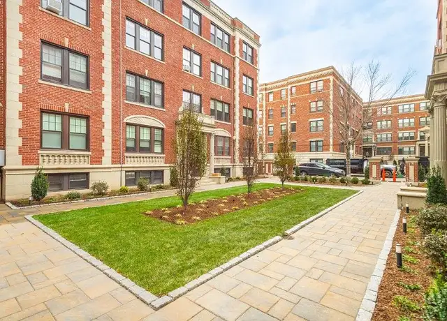 Photo of 19A Forest St, Cambridge, MA 02140