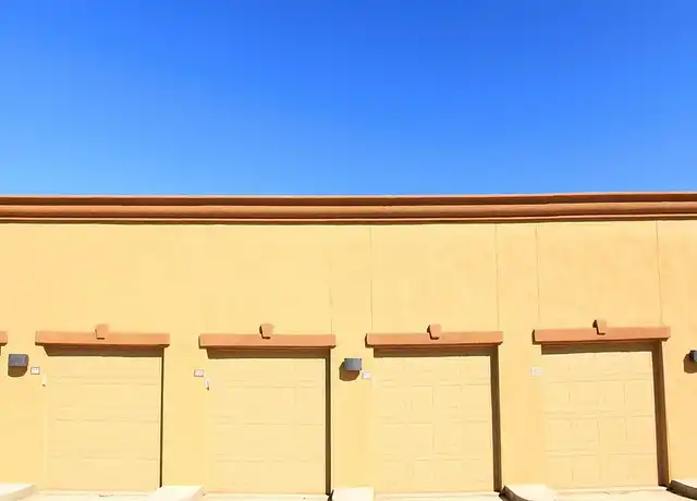 Property at Raintree Apartments - 2400 E Llano Estacado Blvd, Clovis, NM, 88101, 1-2 bed, 1-2 bath, [object Object]