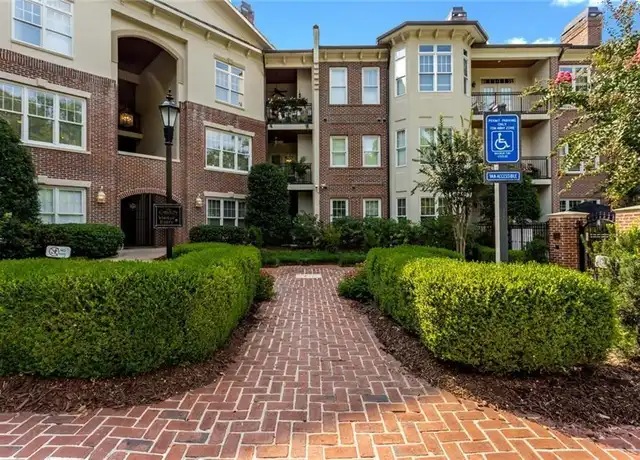 Property at 825 Highland Ln NE #1201, Atlanta, GA, 30306, 1 bed, 1 bath, [object Object]