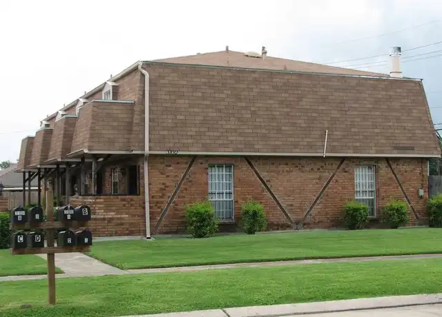 Property at 3100 Phoenix St Unit D, Kenner, LA, 70065, 2 beds, 1.5 baths, [object Object]