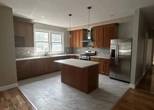 Property at 63 Hawthorne Ave Unit 2UNIT 2, East Orange, NJ, 07018, 3 beds, 2 baths, [object Object]