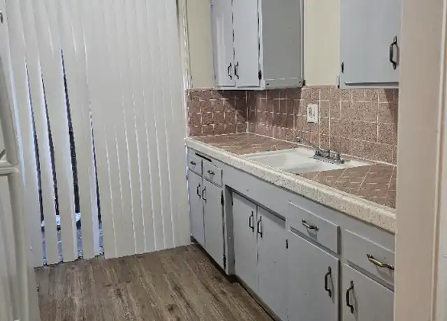 Property at 843 W Los Felis Ave, Stockton, CA, 95210, 2 beds, 1 bath, [object Object]