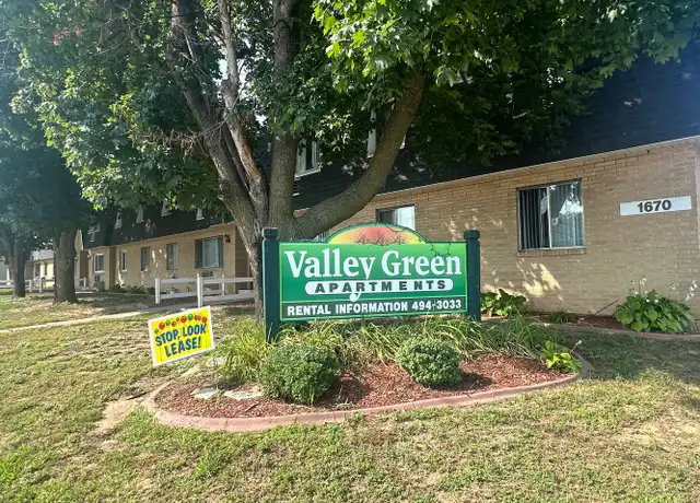 Property at 1686 Shawano Ave Unit 25, Green Bay, WI, 54303, 1 bed, 1 bath, [object Object]