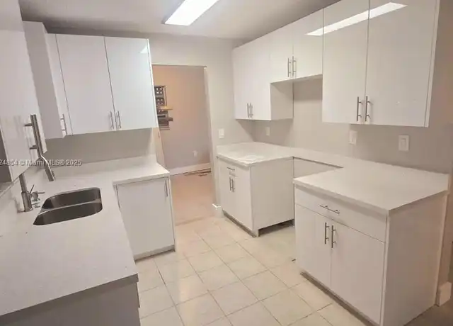 Property at 10301 SW 175th St Unit 10301, Miami, FL, 33157, 4 beds, 2 baths, [object Object]