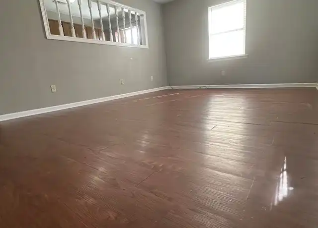 Property at 1210 W End Ave Unit B, Chattanooga, TN, 37412, 2 beds, 1 bath, [object Object]