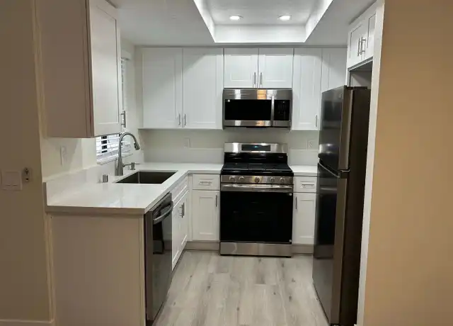 Property at 1115 W Broadway Unit 5, Anaheim, CA, 92805, 2 beds, 2 baths, [object Object]
