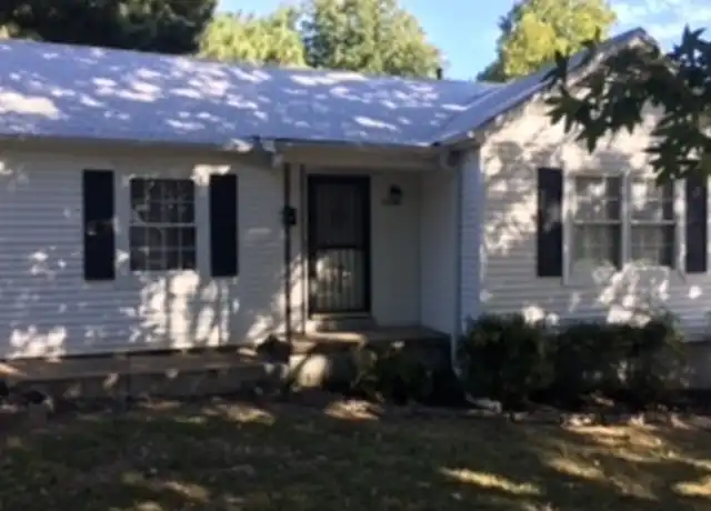 Property at 2206 Circle Dr, Jonesboro, AR, 72401, 2 beds, 1 bath, [object Object]