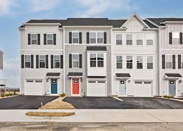 Property at 22 Iron Horse LN, Fishersville, VA, 22939, 3 beds, 2.5 baths, [object Object]