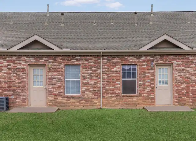 Property at 9257 Somerset Rd Unit 103, San Antonio, TX, 78211, 4 beds, 2 baths, [object Object]