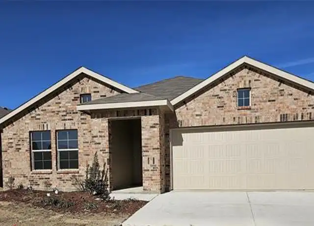 Property at 316 Beekeeper Dr, Fort Worth, TX, 76131, 4 beds, 2 baths, [object Object]