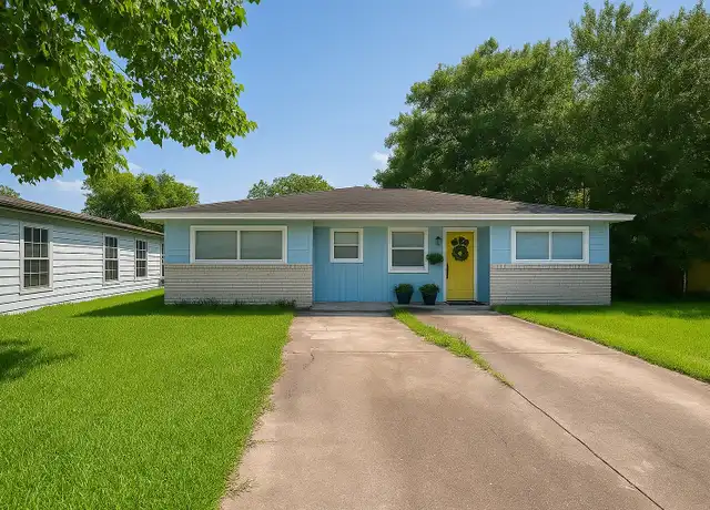 Property at 610 N Vionett Ln, Texas City, TX, 77591, 1 bed, 1 bath, [object Object]