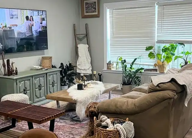 Property at 1516 NW 3rd Ave, Fort Lauderdale, FL, 33311, 2 beds, 1 bath, [object Object]