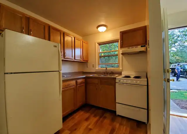 Property at 109 Starboard Villa Unit 113, Greensburg, PA, 15601, 2 beds, 1 bath, [object Object]