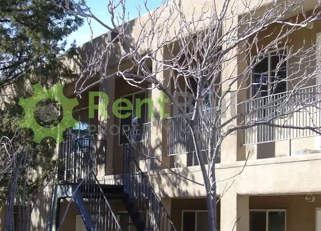Property at 205 Vassar Dr SE Apt No 4, Albuquerque, NM, 87106, 1 bed, 1 bath, [object Object]