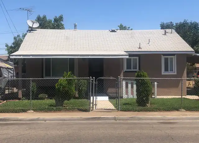 Property at 1583 E Magnolia Way, Dinuba, CA, 93618, 2 beds, 1 bath, [object Object]