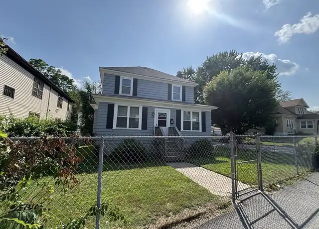Property at 466 Chandler St, Worcester, MA, 01602, 3 beds, 1 bath, [object Object]