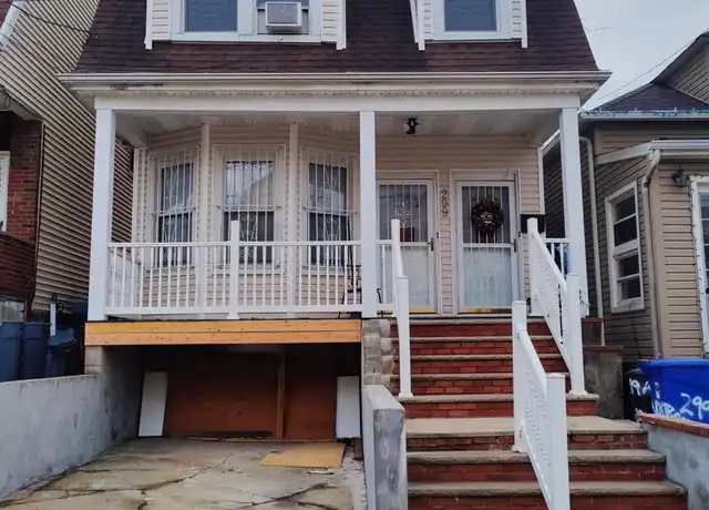 Property at 299 Armstrong Ave Unit 2, Jersey City, NJ, 07305, 3 beds, 1 bath, [object Object]