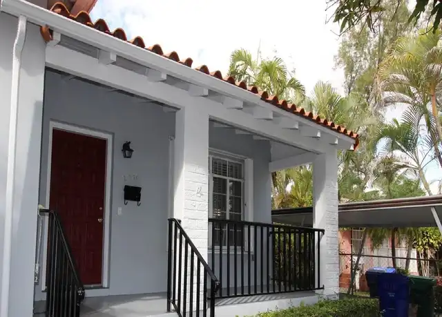 Property at 2920 SW 38th Ct, Miami, FL, 33134, 2 beds, 1 bath, [object Object]