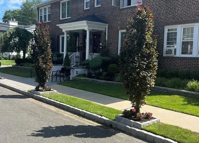 Property at 144 7th St Unit 2, Cresskill, NJ, 07626, 3 beds, 2 baths, [object Object]