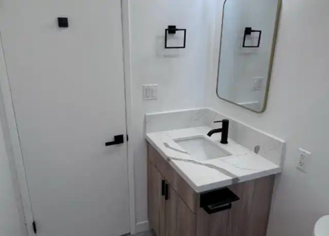 Property at 1063 Justin Ave Unit 12, Glendale, CA, 91201, 2 beds, 1 bath, [object Object]