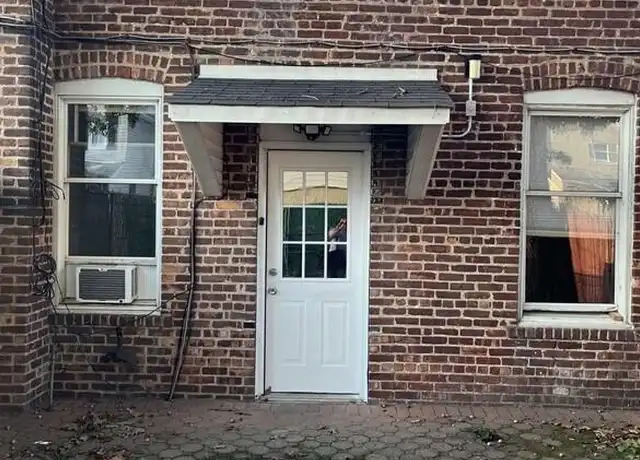 Property at 281 Hillside Ave, Williston Park, NY, 11596, 1 bed, 1 bath, [object Object]