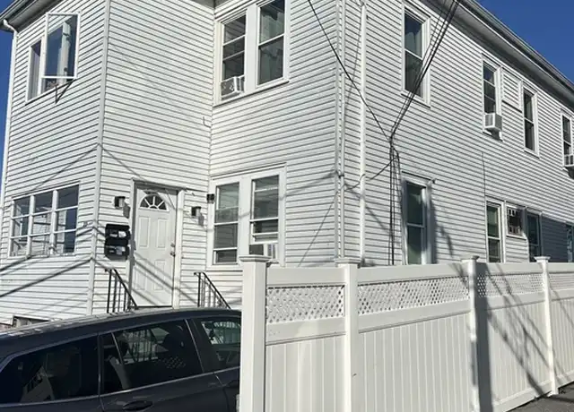 Property at 22 Francis St Unit 1, Everett, MA, 02149, 3 beds, 1 bath, [object Object]