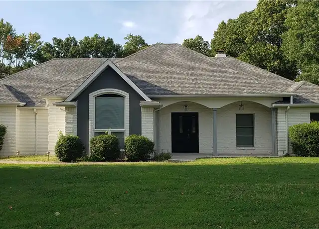 Property at 55 Stonehenge Dr, Bentonville, AR, 72712, 3 beds, 2 baths, [object Object]