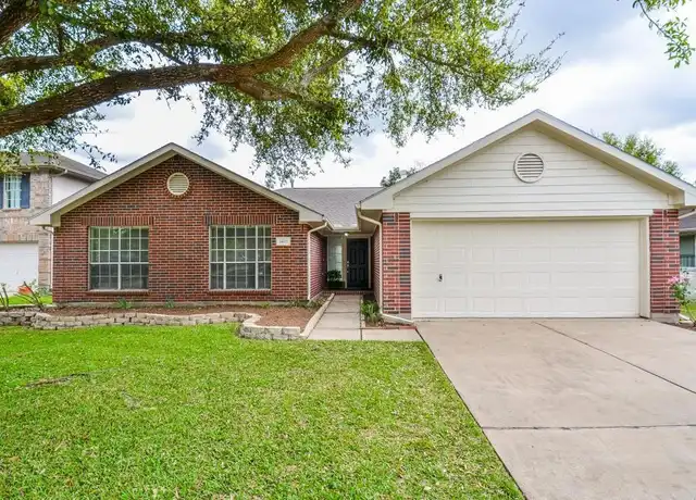 Property at 1405 Manor Dr, Rosenberg, TX, 77471, 3 beds, 2 baths, [object Object]