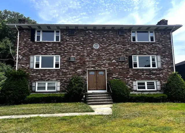 Property at 32 Preston Ter Unit 4, Waterbury, CT, 06705, 1 bed, 1 bath, [object Object]