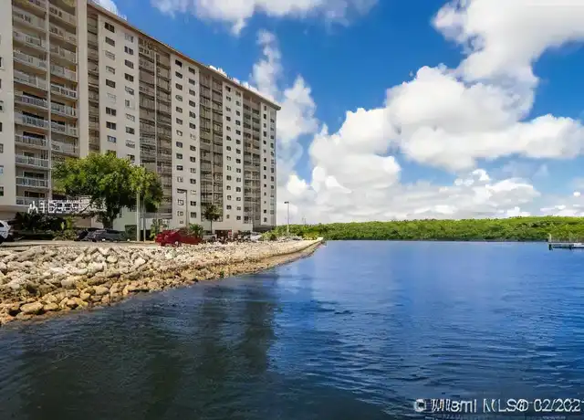 Property at 20200 NE 29th Ct Unit N216, Miami, FL, 33180, 1 bed, 1 bath, [object Object]