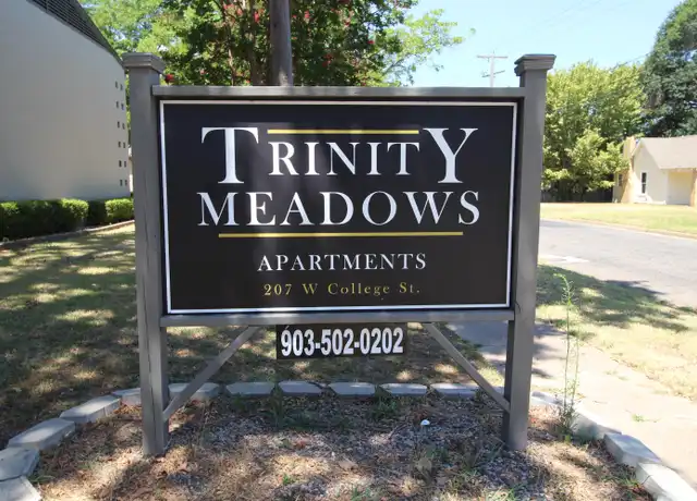 Property at 207 W College St Unit 109, Athens, TX, 75751, 1 bed, 1 bath, [object Object]