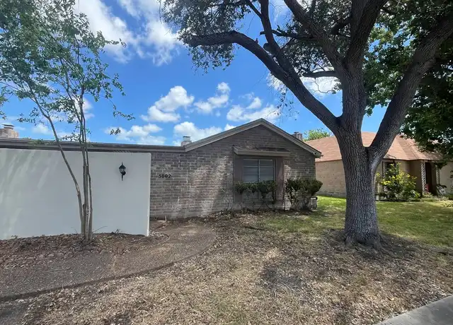 Property at 5002 Wingfoot Ln Unit B, Corpus Christi, TX, 78413, 3 beds, 2 baths, [object Object]