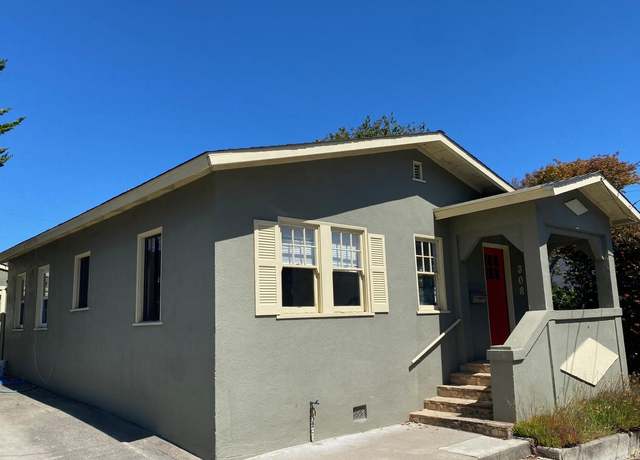 Photo of 308 19th St, Pacific Grove, CA 93950