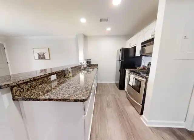 Property at 555 N Dean Rd Unit C-01, Auburn, AL, 36830, 1 bed, 1 bath, [object Object]