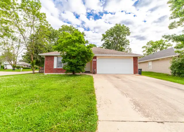 Property at 1209 Ireland Ct, Columbia, MO, 65203, 3 beds, 2 baths, [object Object]