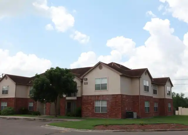 Property at 600 General Cavazos Blvd Unit 102, Kingsville, TX, 78363, 2 beds, 1 bath, [object Object]
