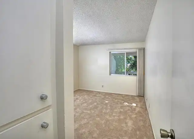 Property at 5518 Armitos Ave #86, Goleta, CA, 93117, 1 bed, 1 bath, [object Object]