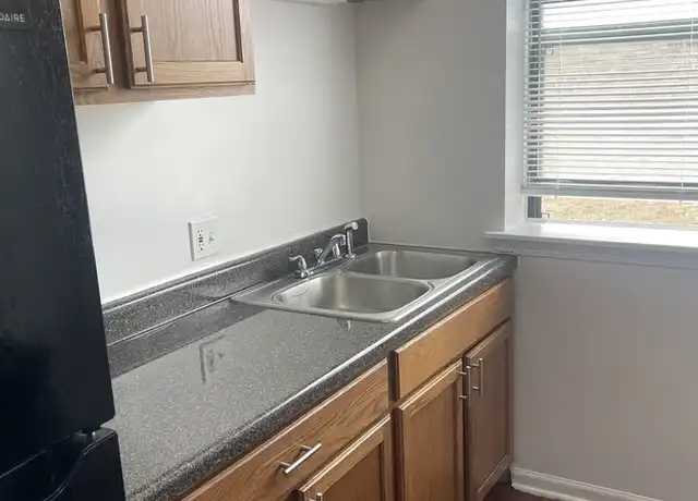 Property at 3217 W Diversey Ave, Chicago, IL, 60647, 3 beds, 1 bath, [object Object]