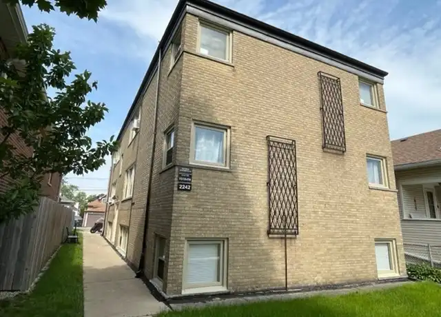 Property at 2242 73rd Ave Unit GE, Elmwood Park, IL, 60707, 2 beds, 1 bath, [object Object]