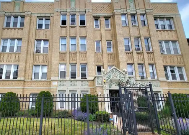 Property at 2598 N Kimball Ave, Chicago, IL, 60647, 0 beds, 1 bath, [object Object]