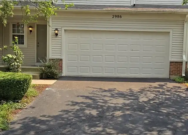Property at 2986 Peachtree Cir, Aurora, IL, 60502, 2 beds, 2.5 baths, [object Object]