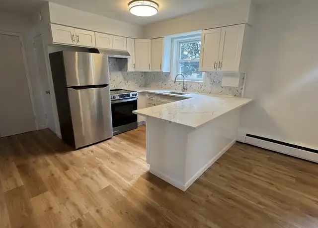 Property at 18 Breglia St Unit 2, Yonkers, NY, 10704, 2 beds, 1 bath, [object Object]