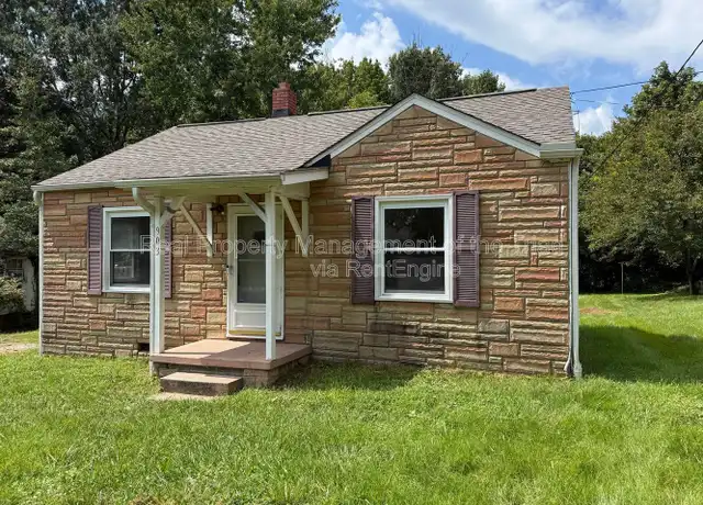 Property at 903 Willard St, Greensboro, NC, 27405, 2 beds, 1 bath, [object Object]