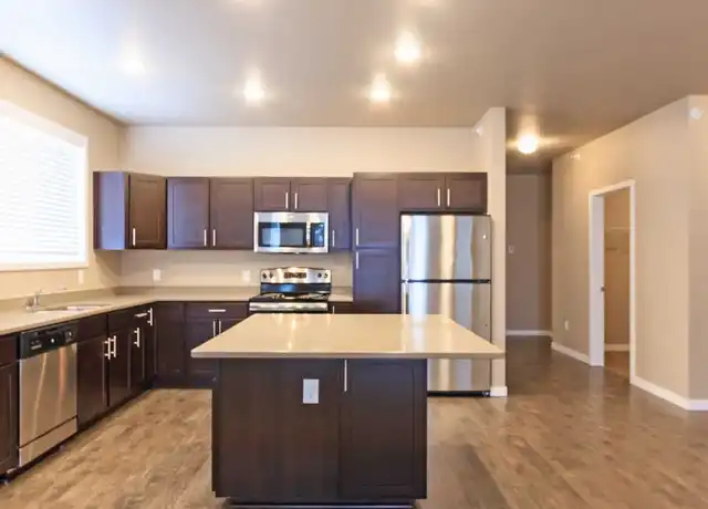 Property at Pinecrest Apartment Homes - 3230 Seter Pkwy, Fargo, ND, 58104, 1-3 bed, 1-2 bath, [object Object]